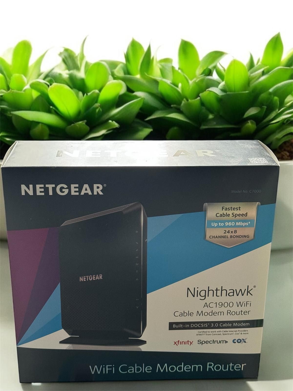 Netgear Nighthawk AC1900 WiFi Cable Modem Router