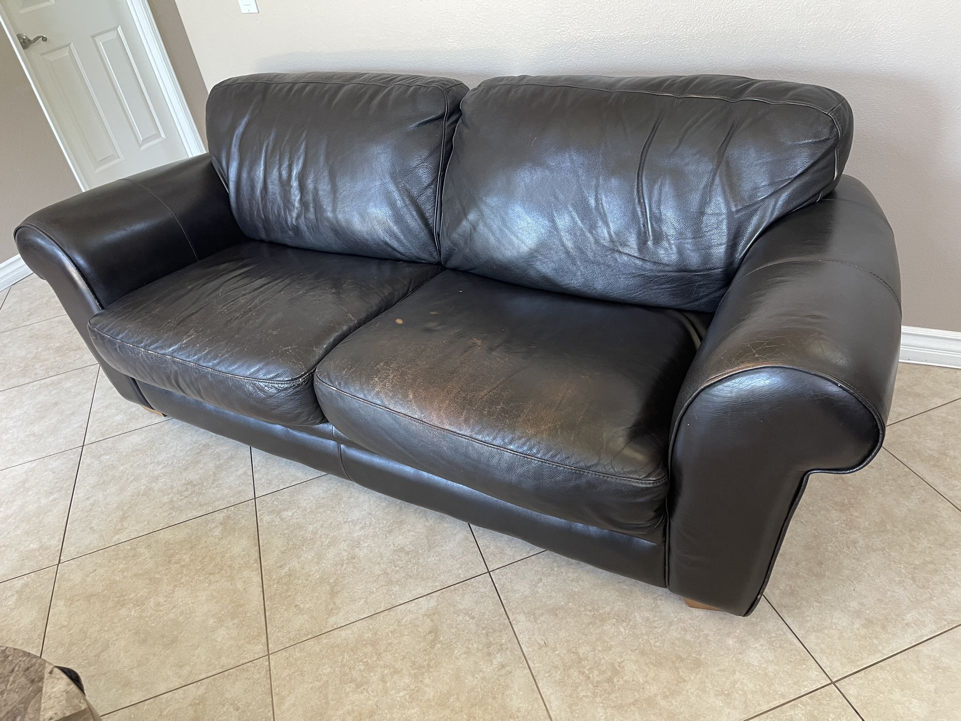 Two Sofas, Espresso Color, 100% Leather. Lazy Boy Brand In Good Conditions.