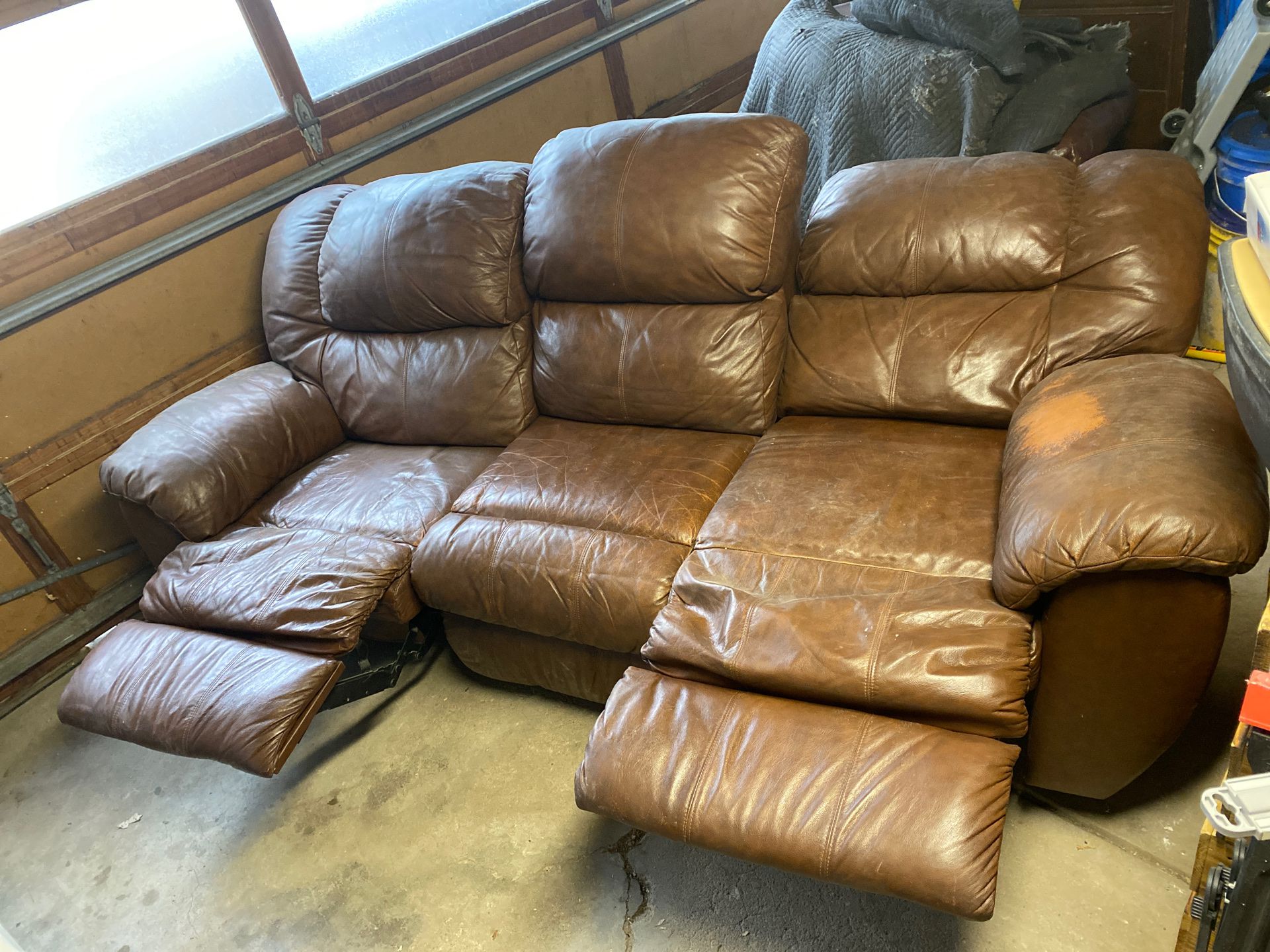 3 piece leather reclining couch
