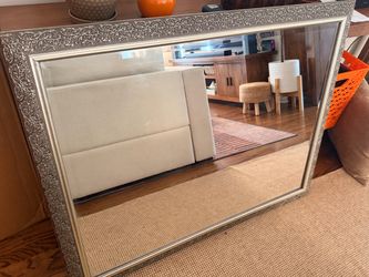 Mirror 44.5 x 35