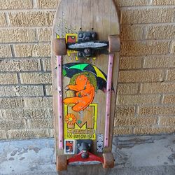 VINTAGE  1980s SKATEBOARD HAS LOTS OF WEAR