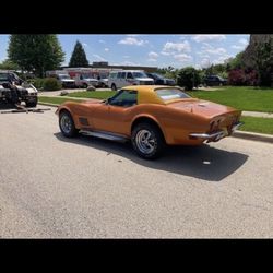 I bye old Corvettes (contact info removed)