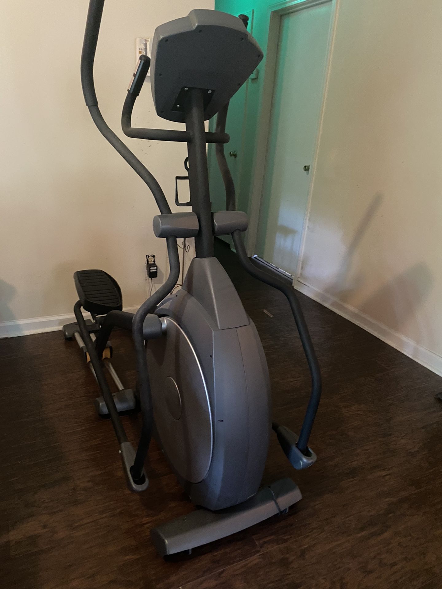 Elliptical Machine: Usually goes for $1010 in Sam’s Club
