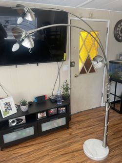 floor lamp