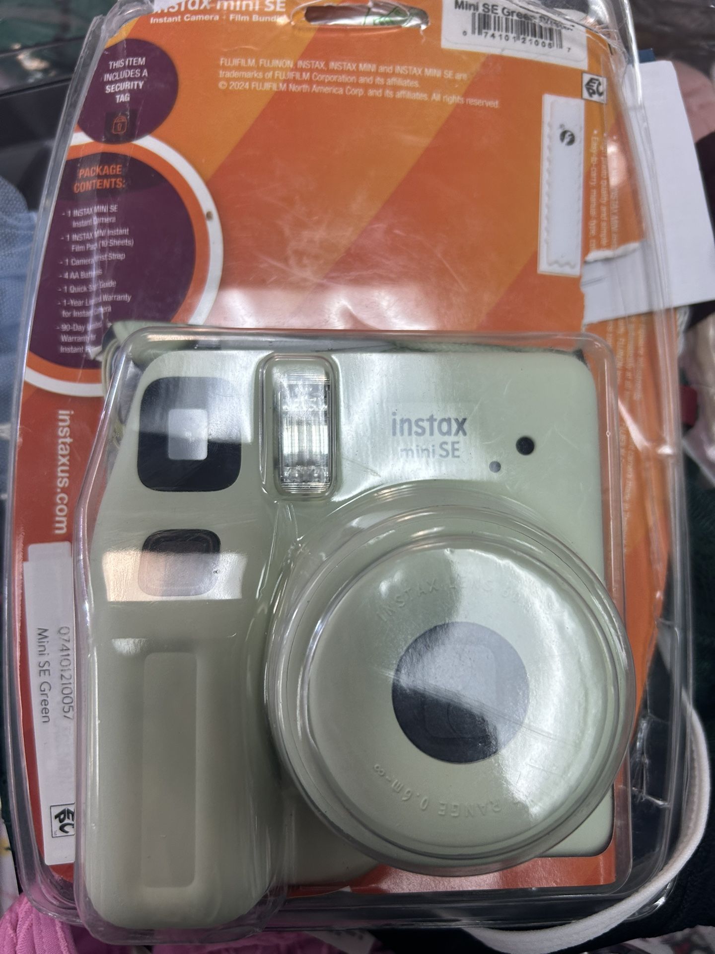 Fujifilm Instax Mini SE Instant Camera with Bonus 10 pack Mini Film, Seafoam Green (Value Pack)