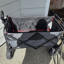Macsports Folding Wagon with Zippered Tailgate