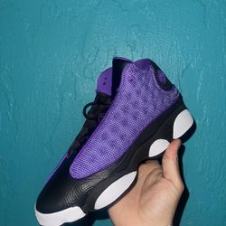 Jordan 13 Purple Venom 