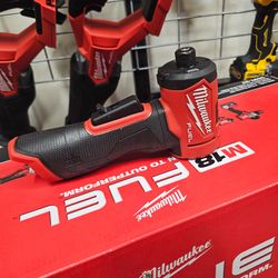 MILWAUKEE M12 FUEL ANGLE DIE GRINDER (TOOL-ONLY)