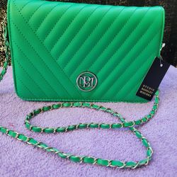 Women's Badgley Mischka Studio Green Quilted Chain Crossbody Bag NWT Round Logo