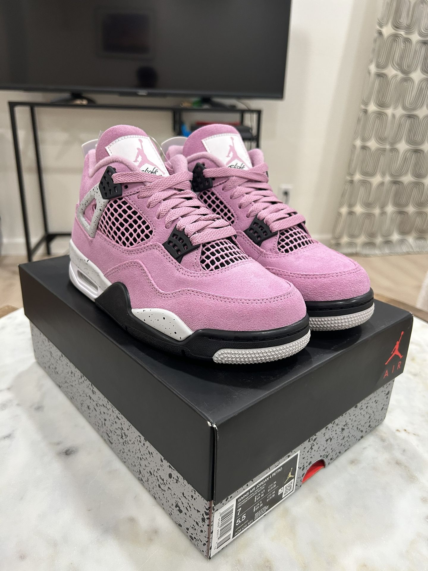 Jordan 4
