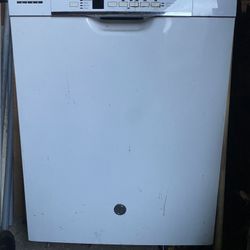 Small GE Dish Washer