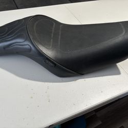 Harley Seat