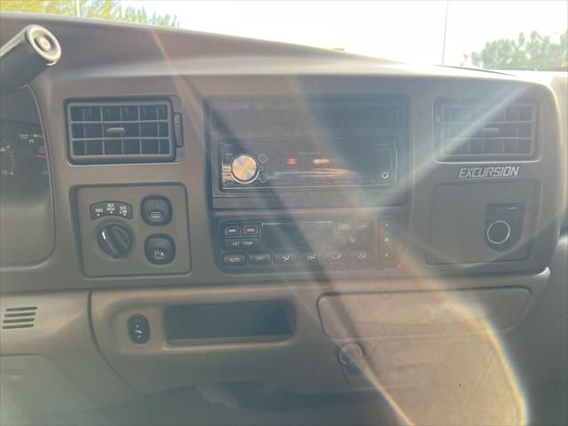 2004 Ford Excursion