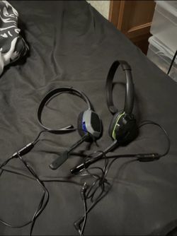 Selling ps4 n Xbox headsets