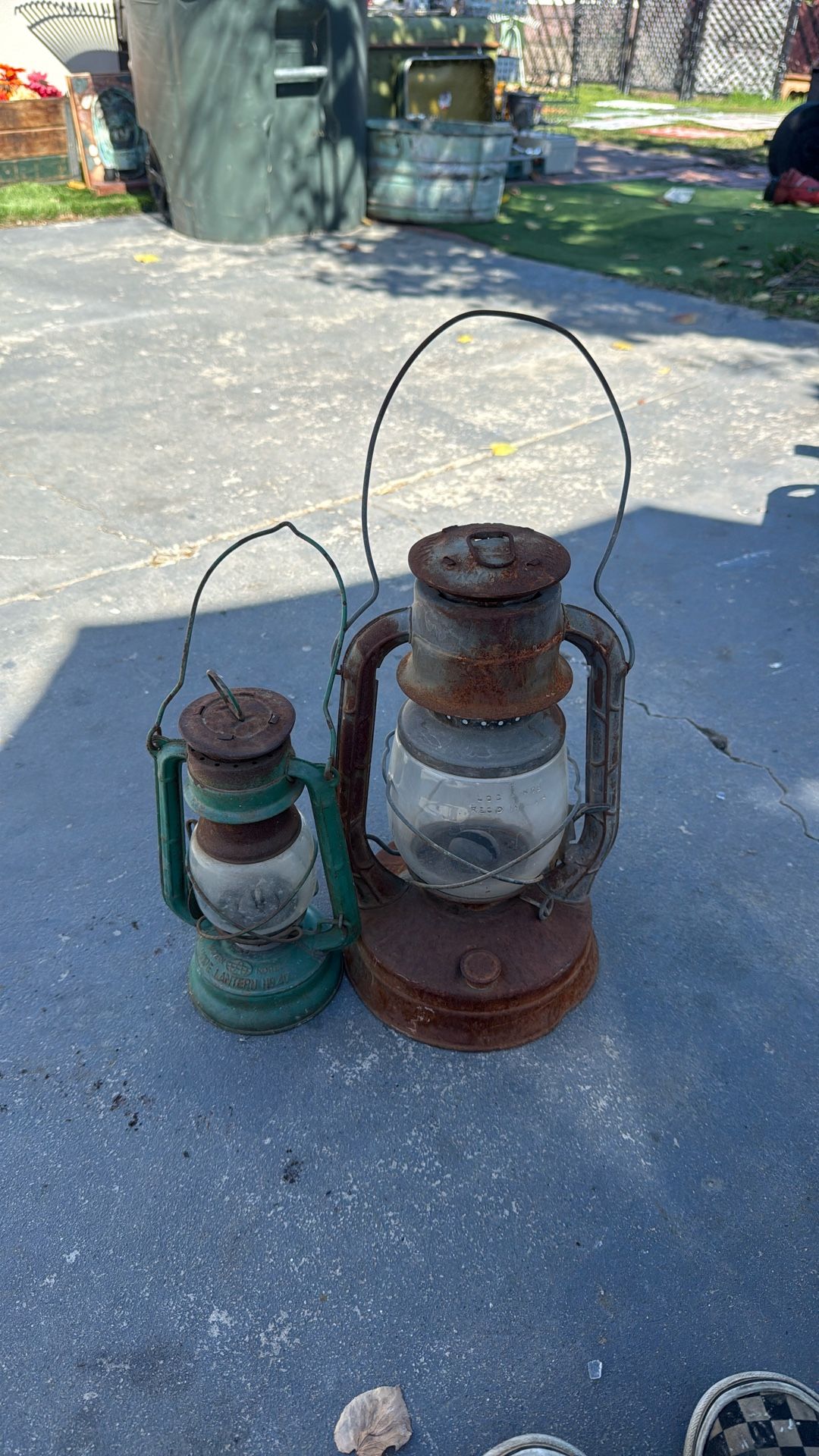  Vintage Lanterns Original Glass In Tact 40 Each