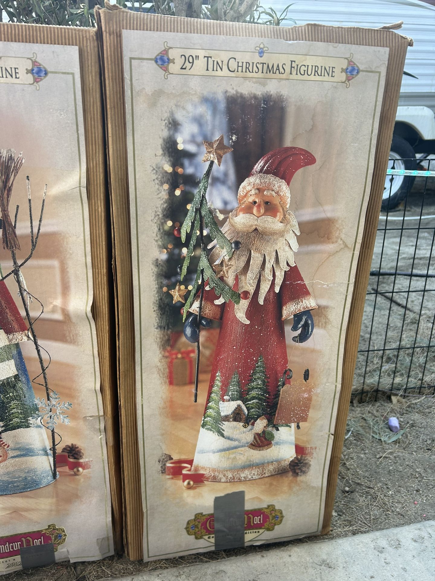 29 Inch 10 Christmas Figures