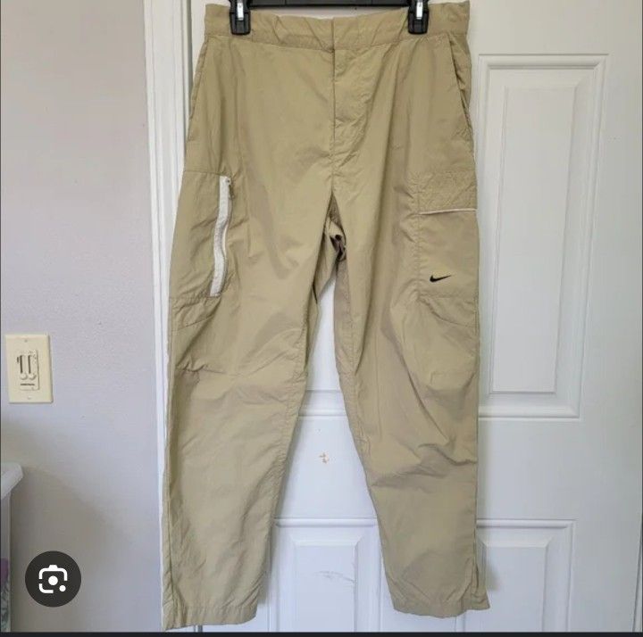 Nike Woven Cargo Pants