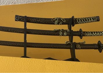 Decorative blunt swords