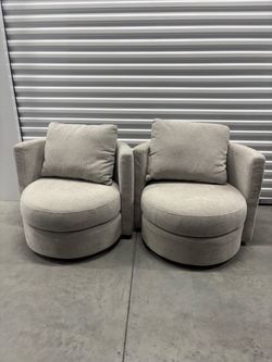 Pair of Thomasville Davos Light grey Swivel Chairs