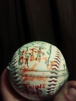 1991 twins team signed baseball given by Jack Morris himself with a special note on it from him