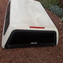 2005 to 2015 Toyota Tacoma 6’ long bed camper shell 