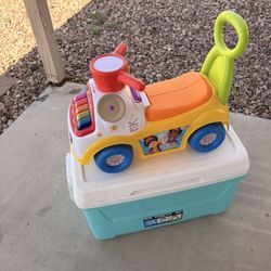 Fisher-Price Toddler Car Rider 