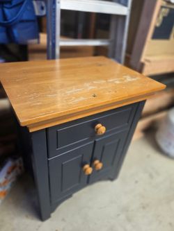Night stand
