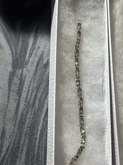 Beautiful Avon Amethyst Tennis Bracelet 