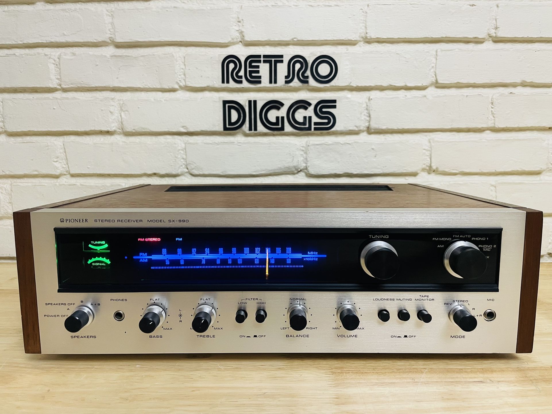 Vintage Pioneer SX-990 Stereo Receiver (serviced)