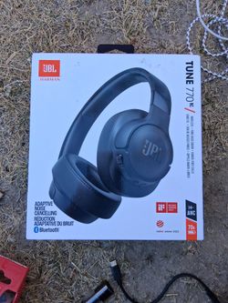 JBL Tune 770NC Wireless Headphones