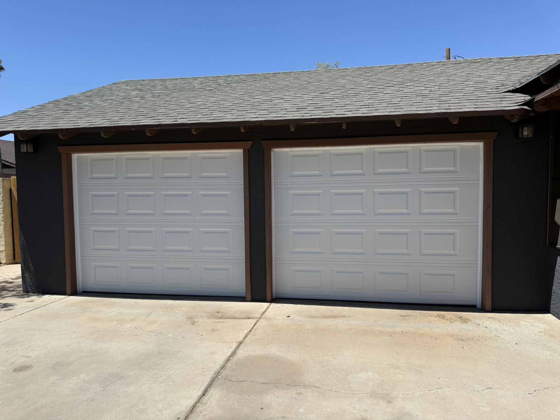 Garage Doors 