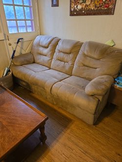 Side Recliner Couch