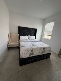 Bed queen