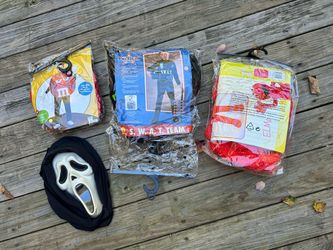 NEW! HALLOWEEN COSTUMES/SCREAM MASK