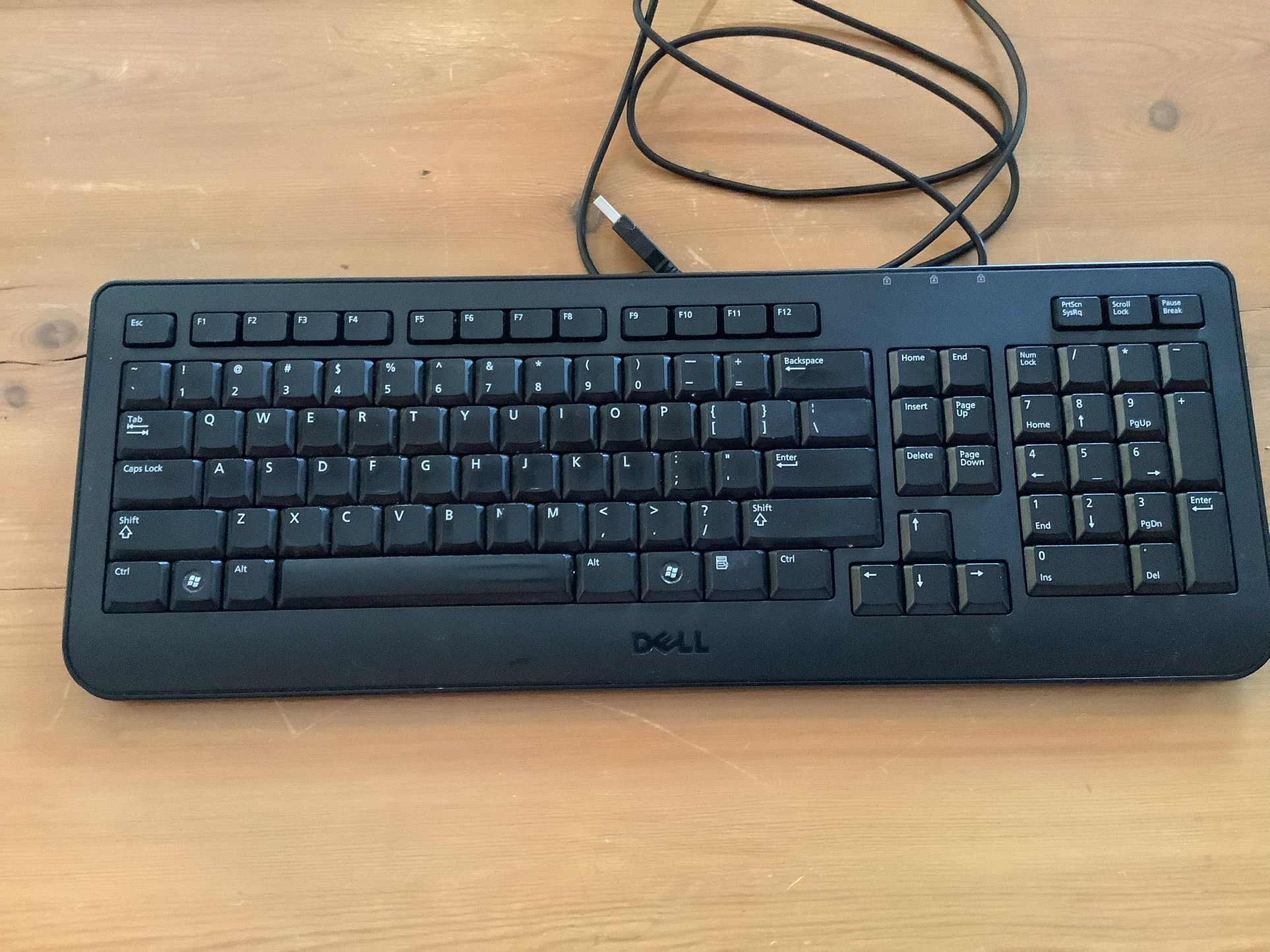DELL WIRED KEYBOARD. MODEL SK 8185.
