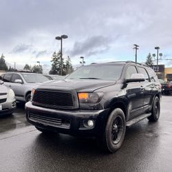 2010 TOYOTA SEQUOIA PLATINUM 