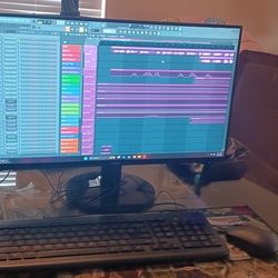 Awesome Recording Studio, Podcast Streaming & Video Editing PC