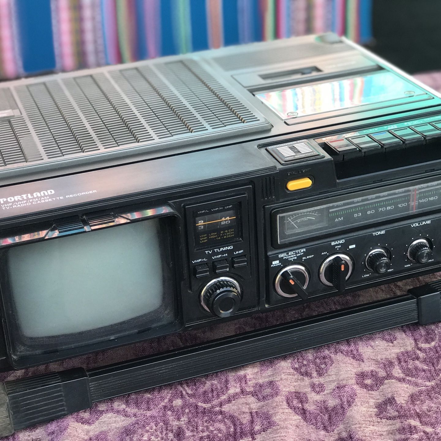 Vintage 1981 Portable 5”inch TV RADIO CASSETTE RECORDER Earthquake