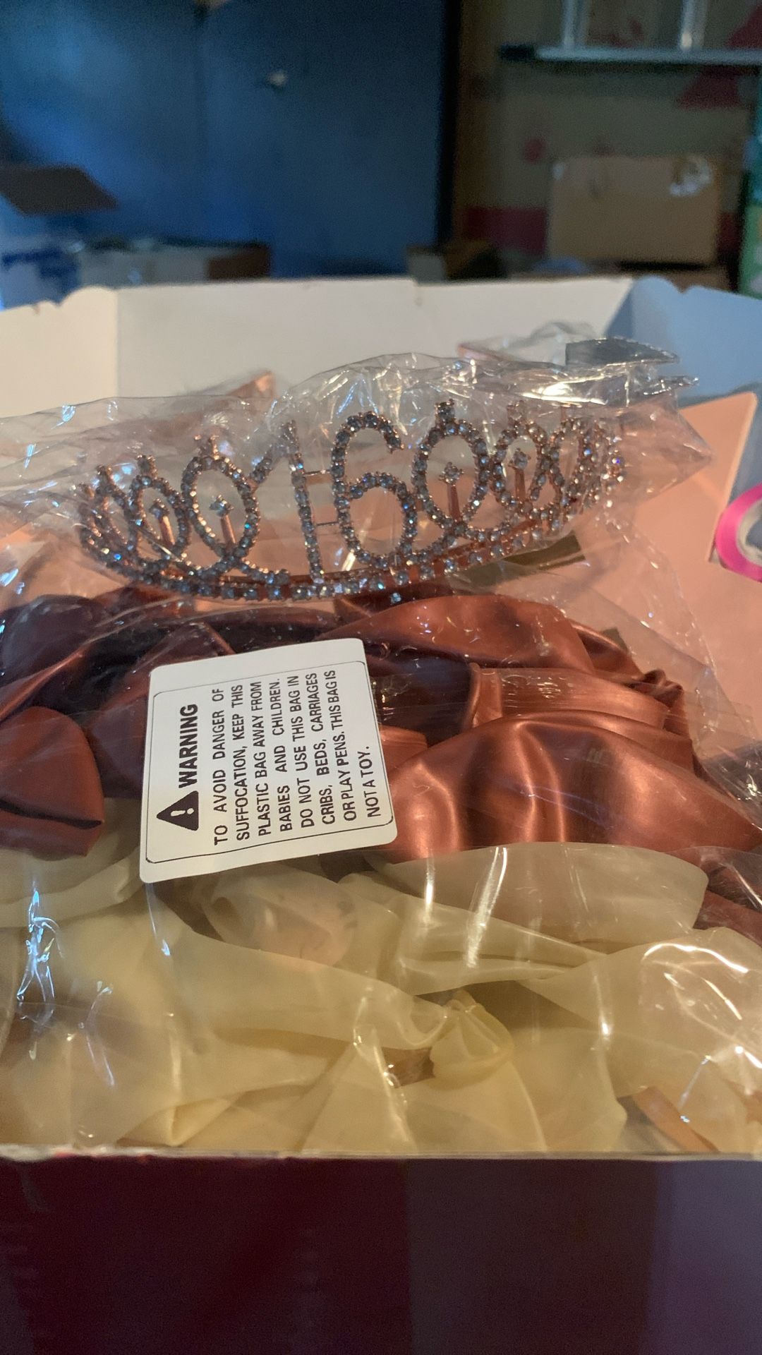cajita con corona gloves y adorno del pastel para la fiesta de 16 años
