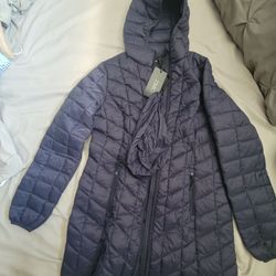 Women's ZMC navy puffer size SMALL