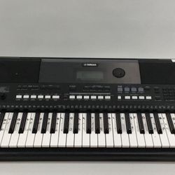 Yamaha Keyboard 