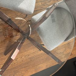 Glass Table And Chairs-moving Make Me An Offer!