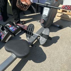 Rowing Machine 