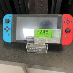 Nintendo Switch 