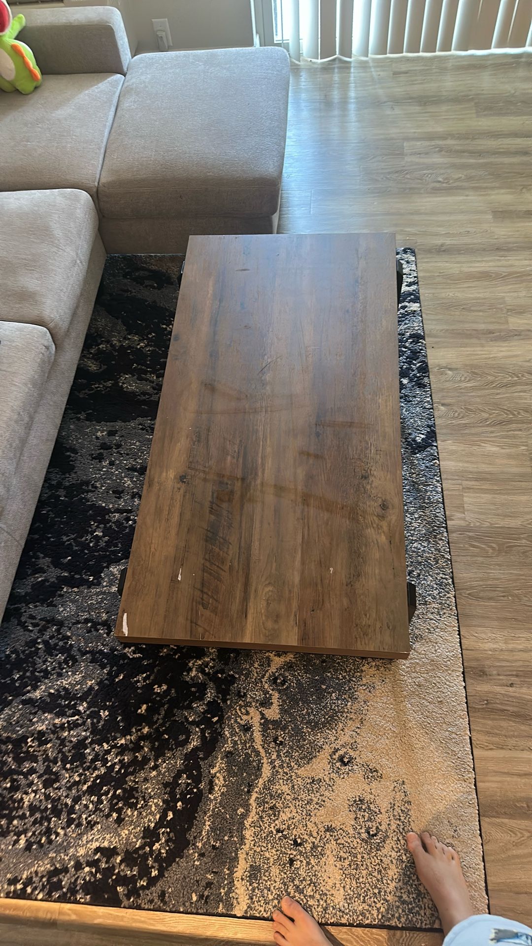 Coffee Table 4’ L 2’ W 19 Inches tall