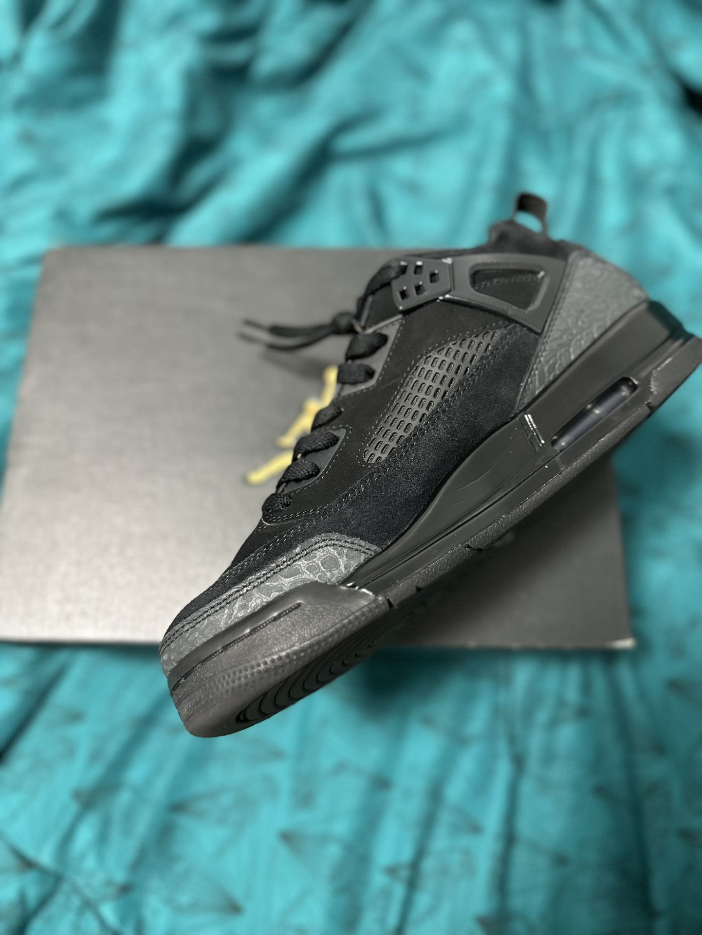 air jordan spizike low size 6y