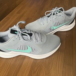 Authentic Nike Running shoes