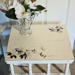 Refinished Vintage Side Table/Nightstand 