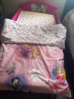 Disney Princess Toddler Bed