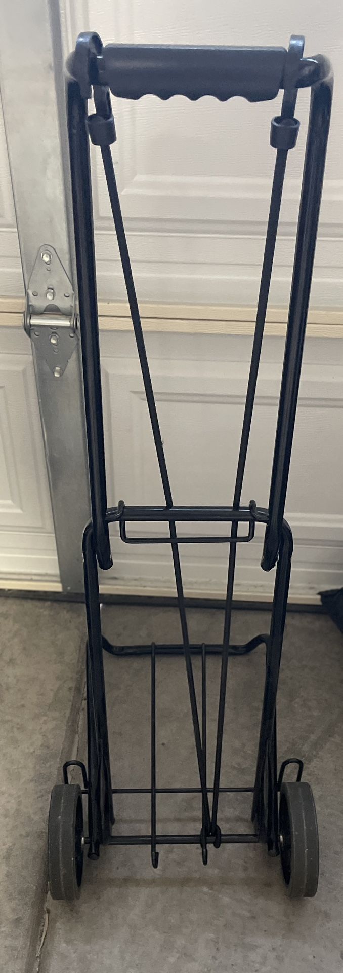 Fold Up Traveling Suitcase, Dolly